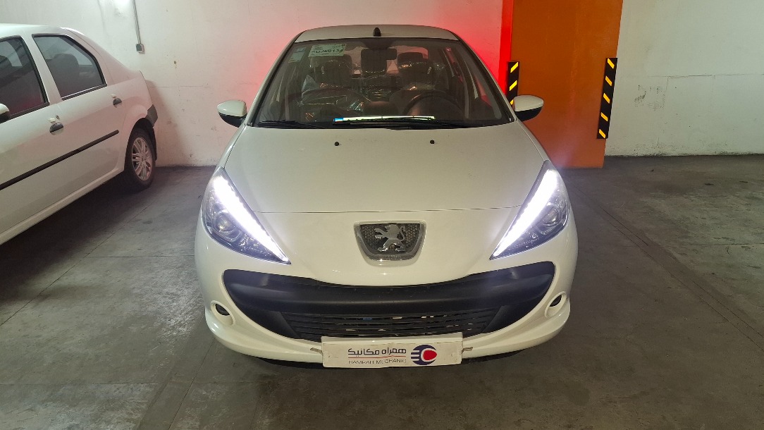 پژو 207  مدل 1404