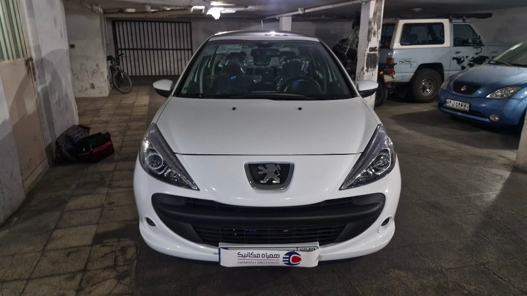 پژو 207  مدل 1404