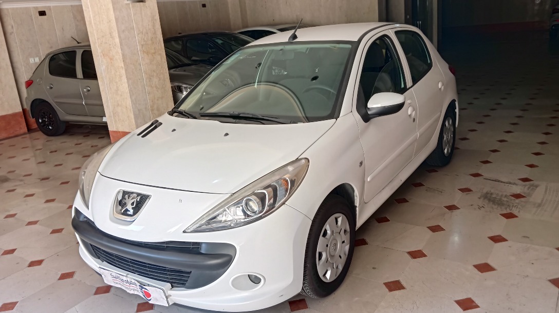 irankhodro-peugeot207-image