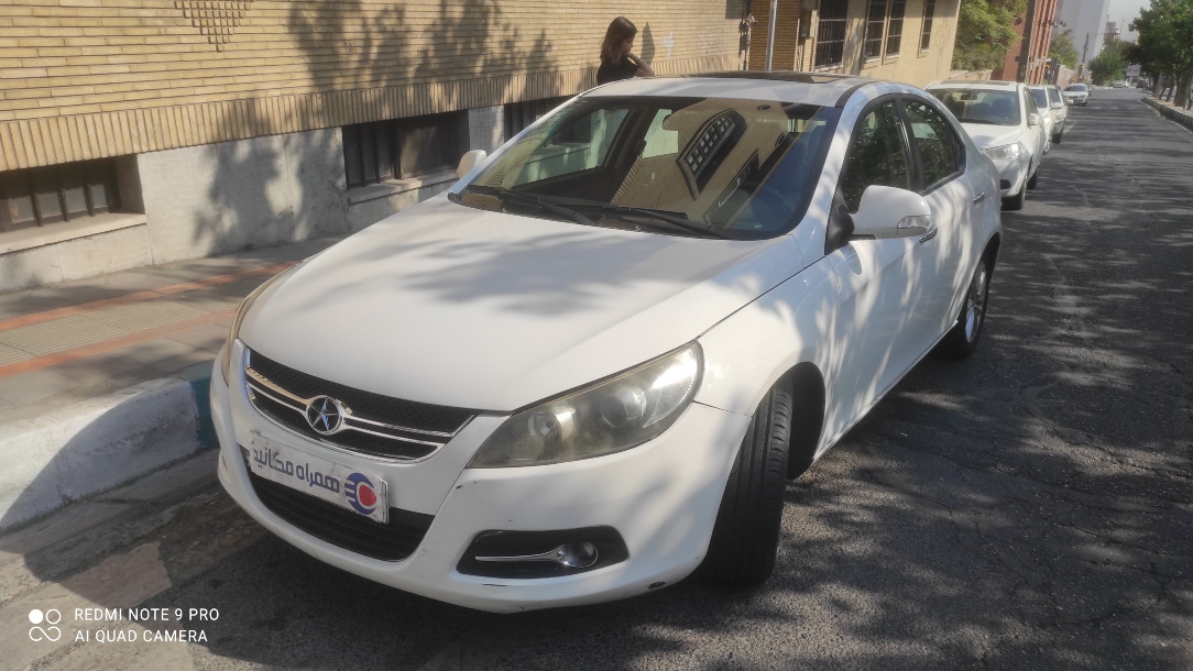 جک J5  اتوماتیک 1800