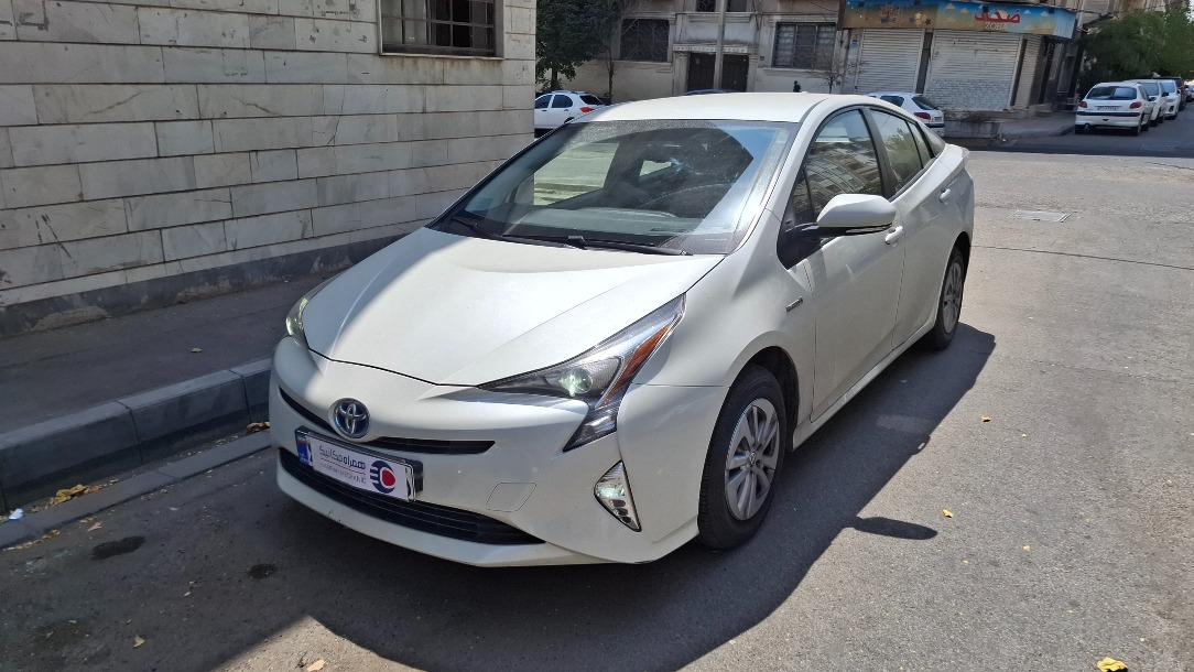 toyota-prius-image