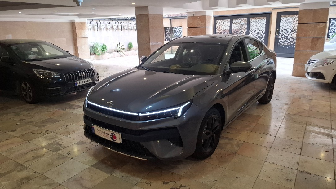 KMC J7  مدل 1405