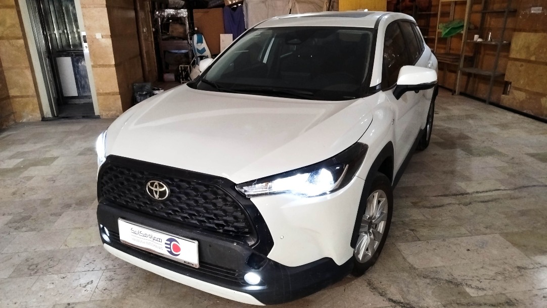 toyota-corolla cross-image